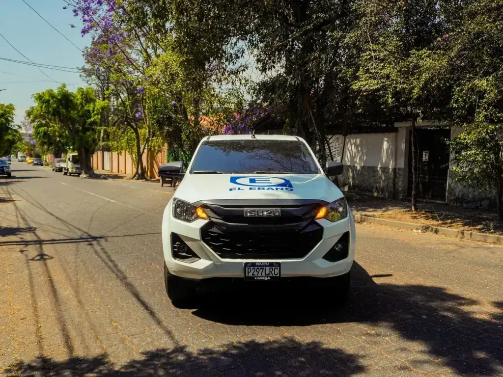Unidad de reacción de El Ébano con la rotulación de 50 años de experiencia